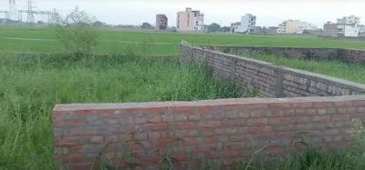 Bairiya Bus Stand Patna 1361 Sq. Ft.!! Road 16 FEET !! Facing - North !! 75 Lakh per Kattha